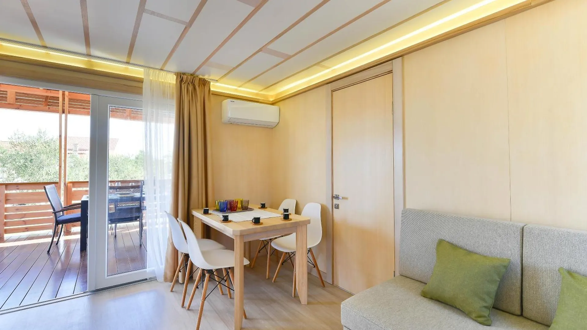 Apartment Mobil House Nevera 2 Banj